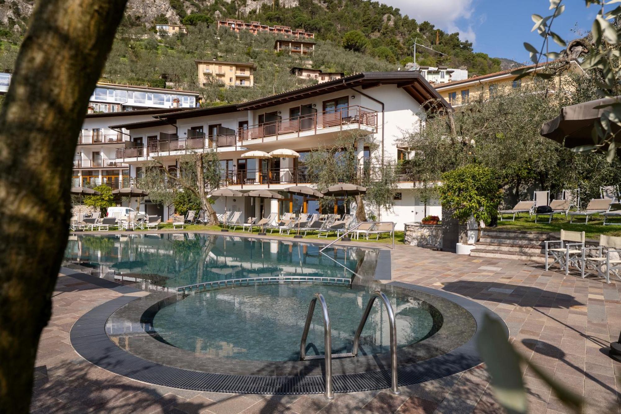 Hotel Coste Limone sul Garda Exterior photo