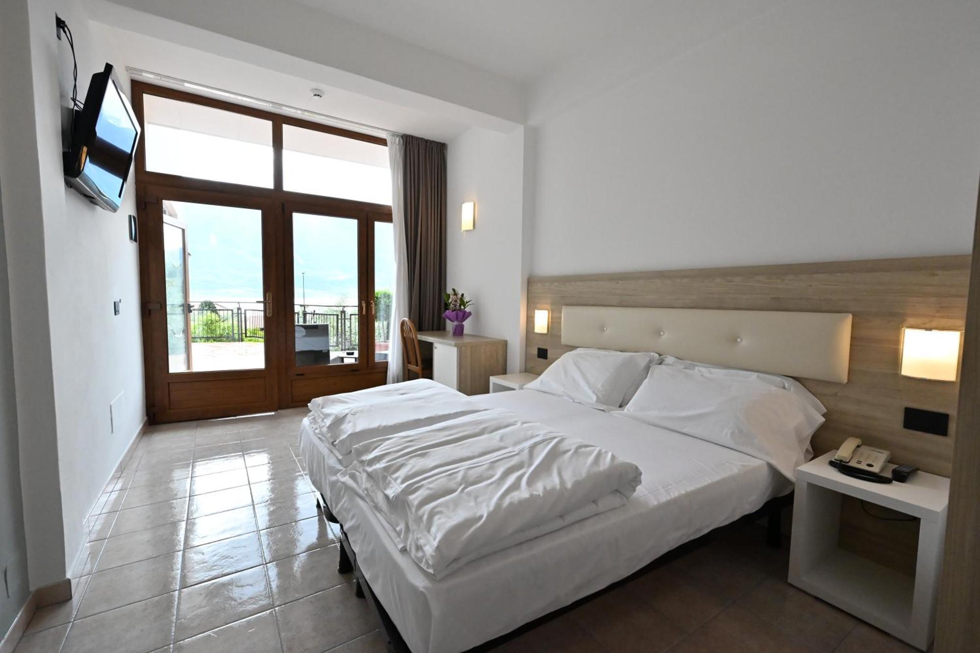 Hotel Coste Limone sul Garda Exterior photo