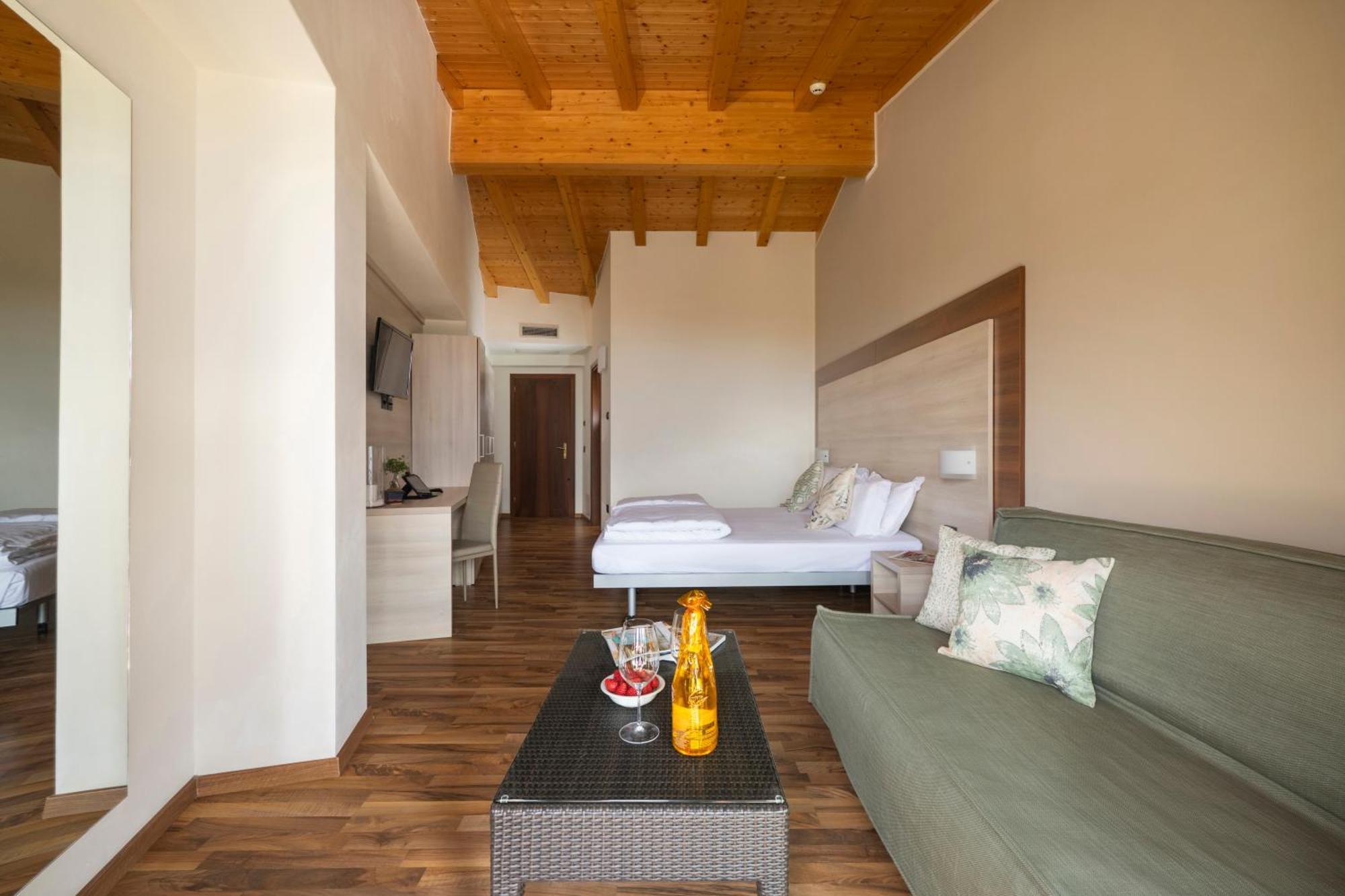 Hotel Coste Limone sul Garda Exterior photo